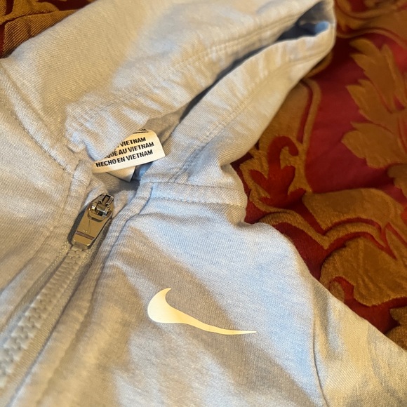 Infant Nike Hoodie Jacket - Picture 3 of 4